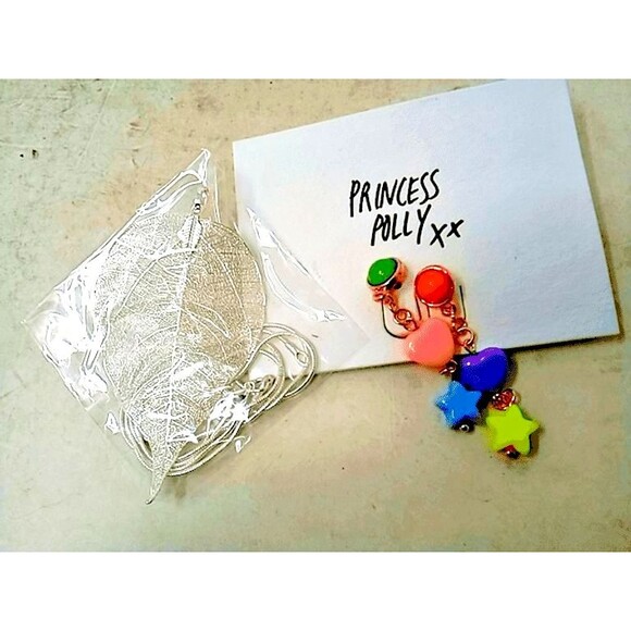 Jewelry Lot of 6 Items, Earings, Necklace, Princess Polly, I Am, John Galt, Etc - Picture 4 of 4